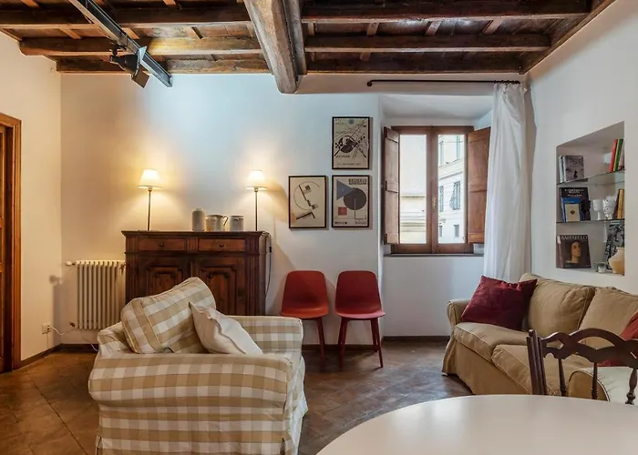 Apartamento Guesthost - Colosseo & Fori Imperiali Wooden Flat *